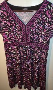 APT.9 Woman's Pink, Black Dotted Blouse. Size: Extra Large.